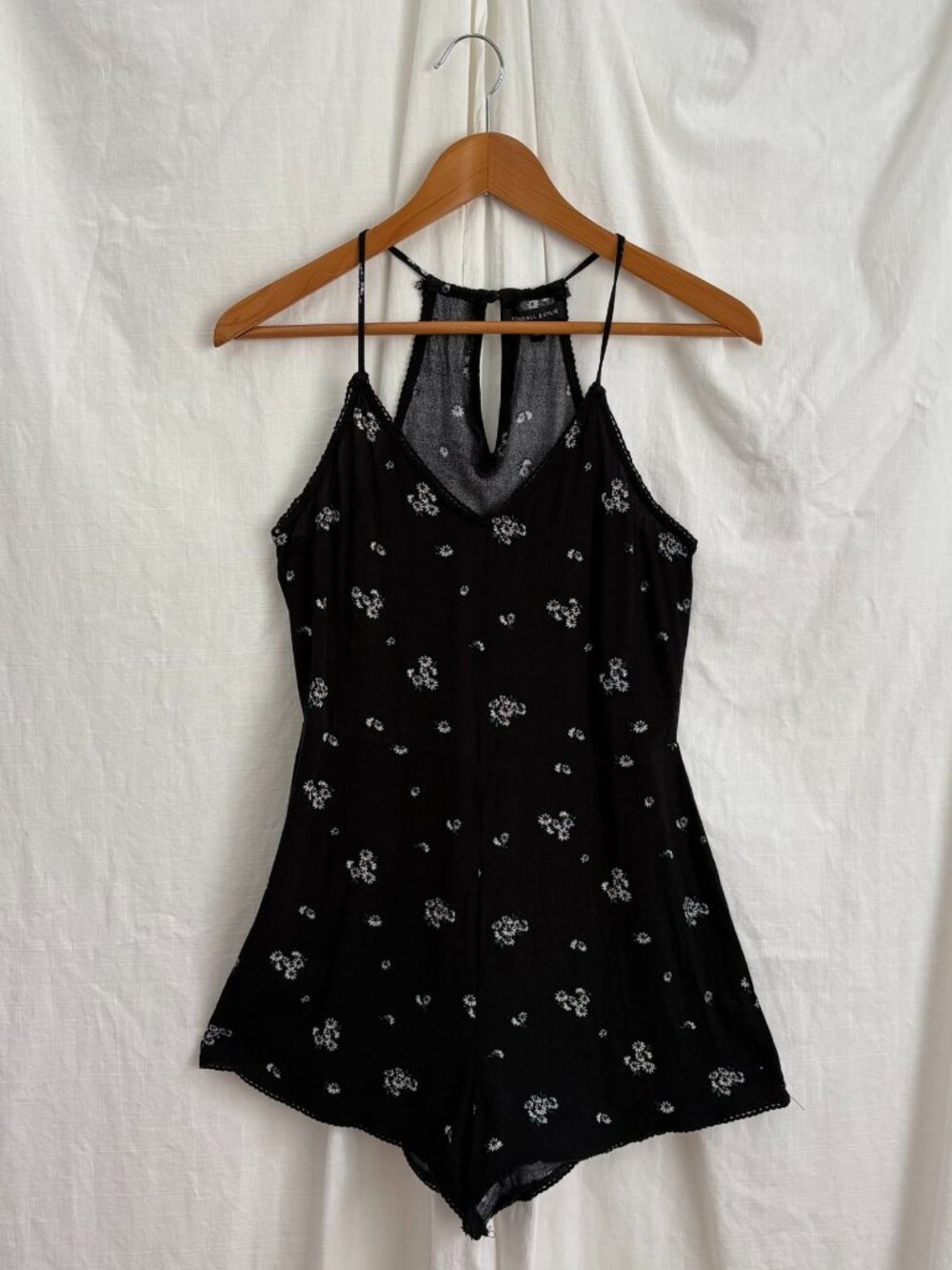 Kendall & Kylie Black Floral Romper Size S V-Neck Cami Sleeveless Boho Summer